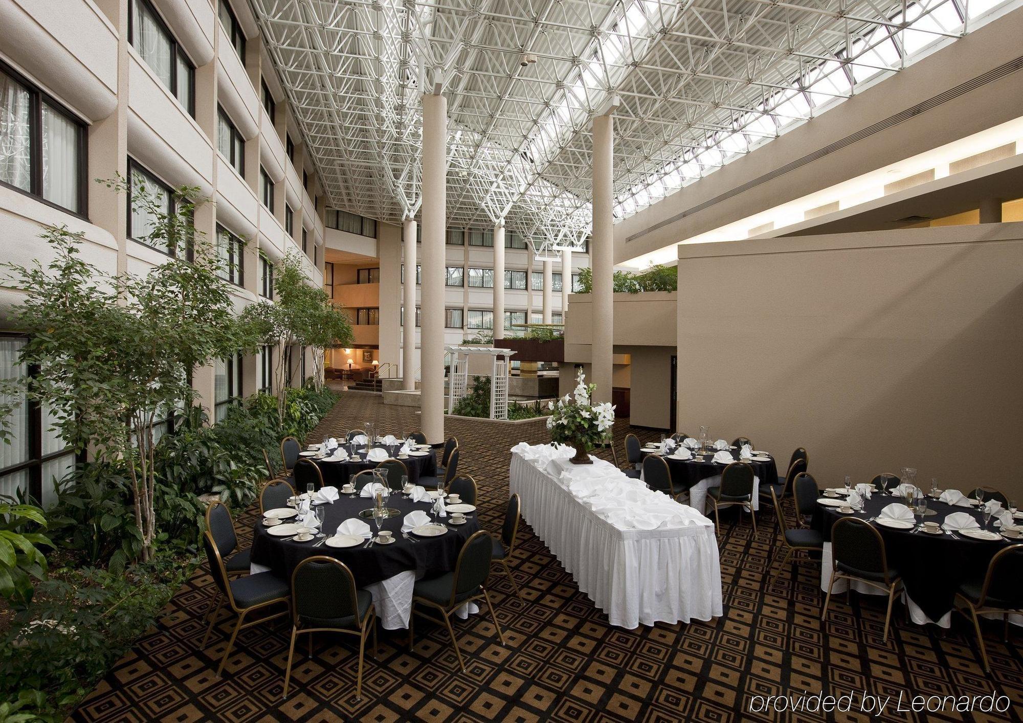 Doubletree By Hilton Austin Northwest - Arboretum Hotel Restaurante foto