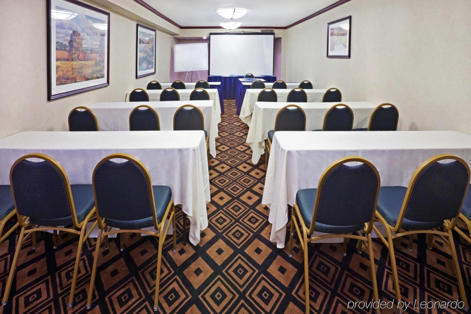 Doubletree By Hilton Austin Northwest - Arboretum Instalações foto